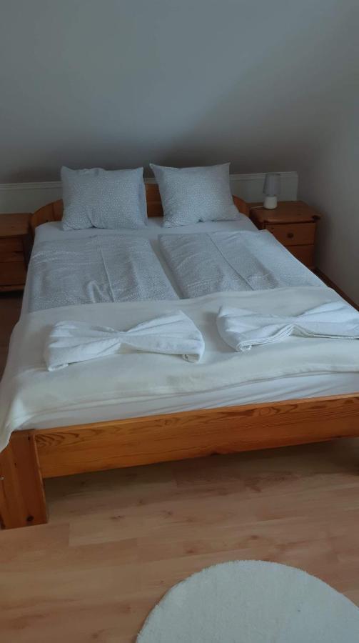 Rege Apartman Alsóörs Extérieur photo