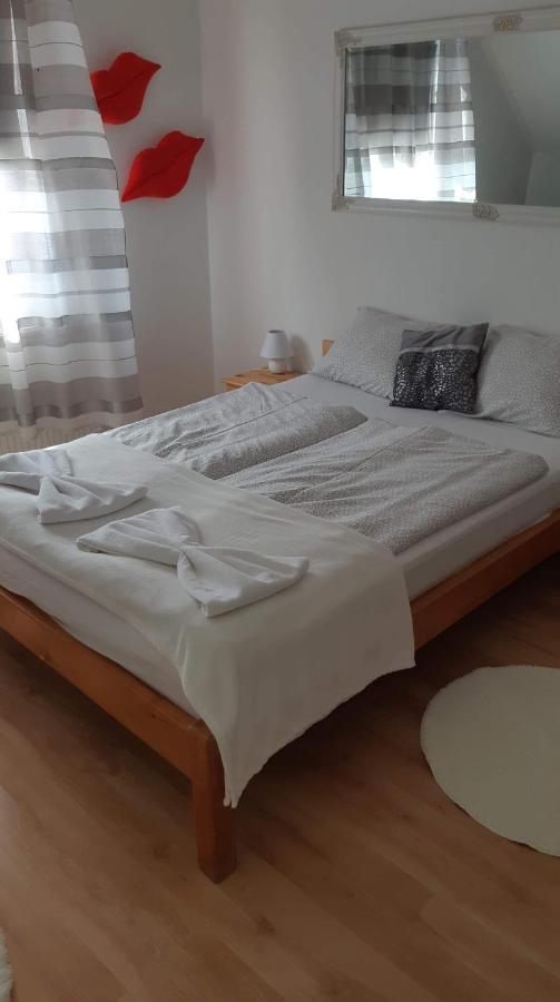 Rege Apartman Alsóörs Extérieur photo