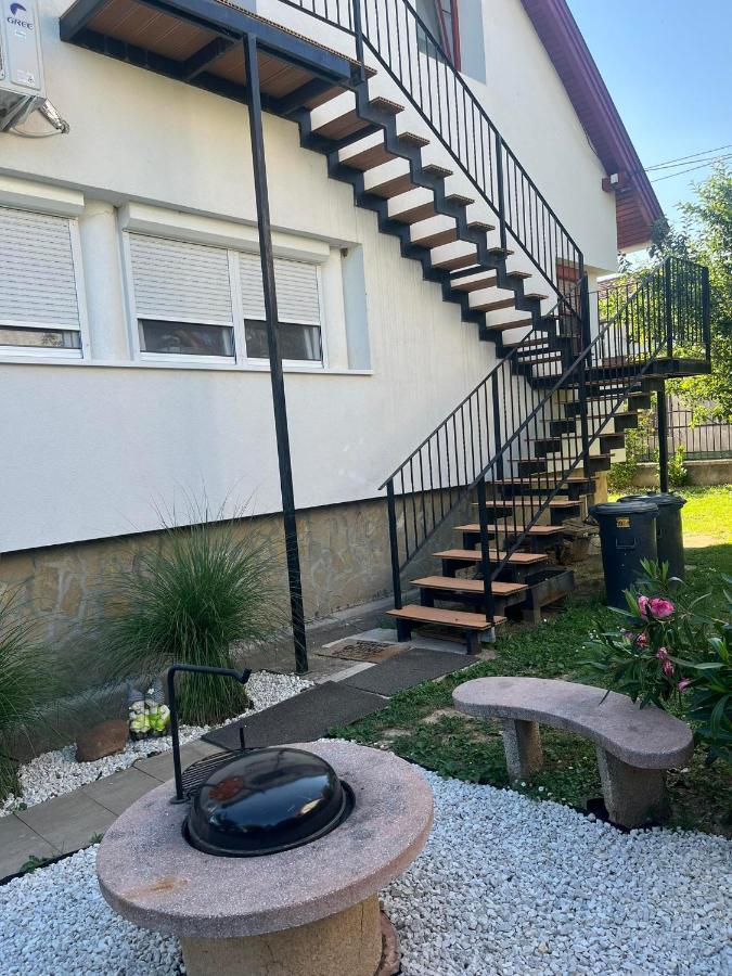Rege Apartman Alsóörs Extérieur photo